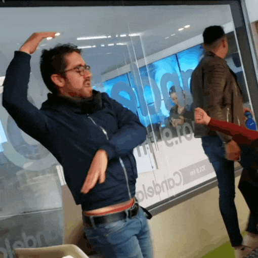 giphy.gif?cid=790b7611fce2b64b25ec5c67be