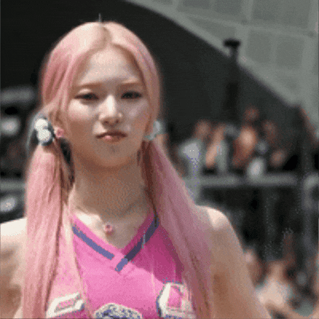 Isa GIF