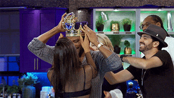 snoop dogg crown GIF by VH1