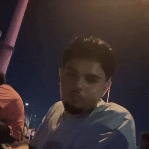 Ari Ramez GIF