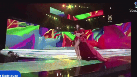 giphy.gif?cid=2154d3d7019e8e49e4da6e8166