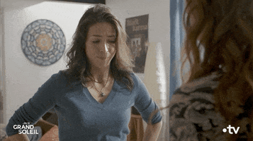 Elise Ok GIF by Un si grand soleil