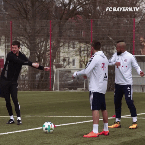 dance football GIF by FC Bayern Munich