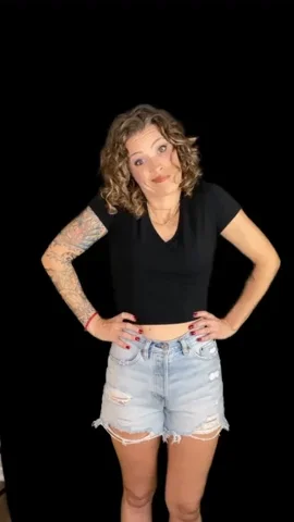 No Idea Reaction GIF by WAVE Podcast Network