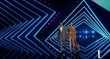 peoples choice awards pca GIF by E!