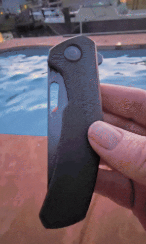 Folding Knife GIF