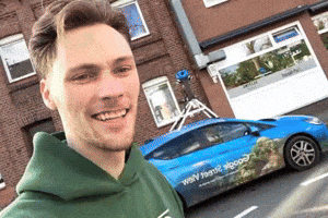 Google Car Geoguessr GIF