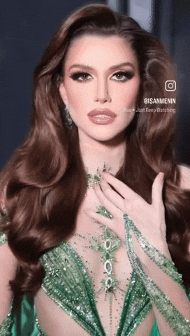 Isabela Menin GIF