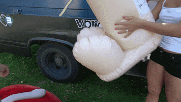 Toy Sisters GIF by VPRO