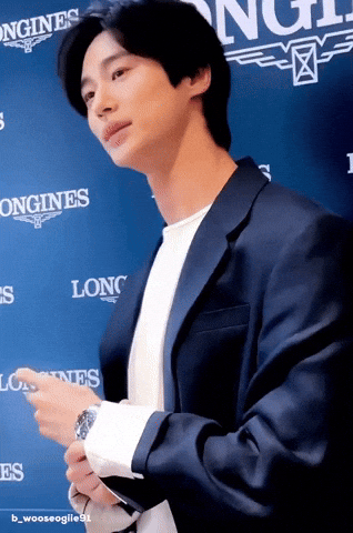 Model Byeonwooseok GIF