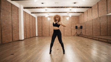 Alexis Beauregard GIF