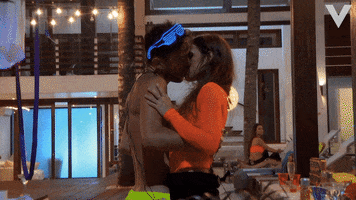 I Love You Kiss GIF by Videoland