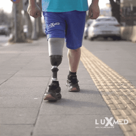 Prosthetic Leg GIF by LUXMED