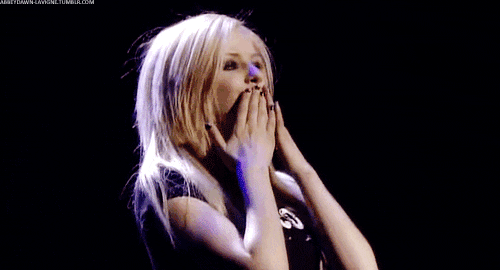 Avril Lavigne S Hunt GIFs - Get the best GIF on GIPHY