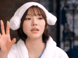 Jiwoo GIF