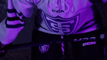 Closeup GIF by Tommie Athletics