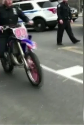 [Image: giphy.webp?cid=ecf05e47d3k0c490692dvmur7...giphy.webp]