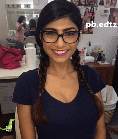 Star Mia GIF