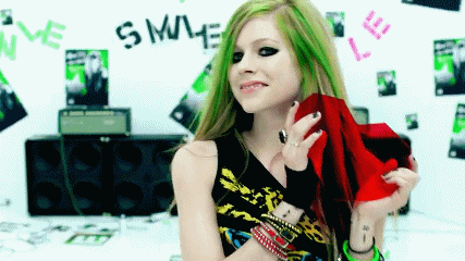 Avril Lavigne Smile Gifs Get The Best Gif On Giphy