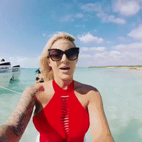 200.gif?cid=fc005b086389eb6fc990a7687c065cb91572e6ca62ebd479&ep=v1_gifs_random&rid=200.gif&ct=g