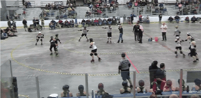 Sigourney_Cleaver roller derby GIF