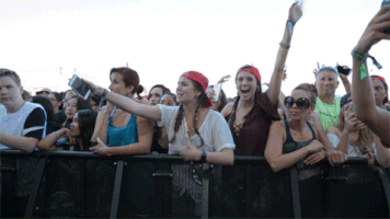 200.gif?cid=fc005b0837395cb99cb34df8bc75985ba7dc785a9869a63d&rid=200.gif&ct=g