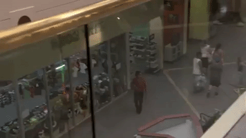 200.gif?cid=fc005b088c5955924a325c70cee6a1856c9c944b3bf2ecd2&rid=200.gif&ct=g