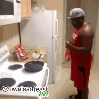 Men Cooking GIF - Find & Share on GIPHY
