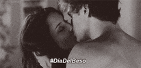 marlanoriega kiss dÃ­adelbeso dÃƒÂ­adelbeso GIF
