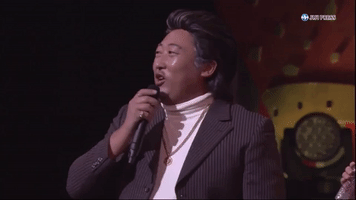 laugh japan giggle japanese comedy impersonation GIF