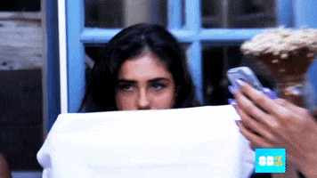 scared get me out of here GIF by @SummerBreak
