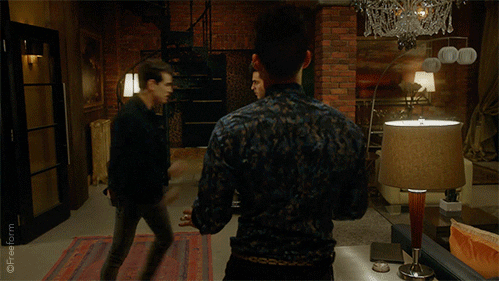 Breaking Up A Fight Gifs Get The Best Gif On Giphy
