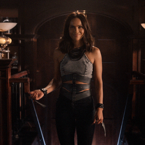 Maze Throwing Knife GIFs Find & Share on GIPHY