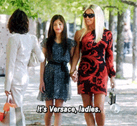 stropdas tuberculose media Donatella-versace GIFs - Get the best GIF on GIPHY