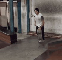 Geçmişten Kaçış GIF
