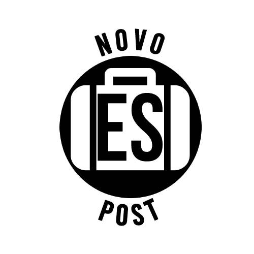 Estrangeiros Neste Mundo Sticker