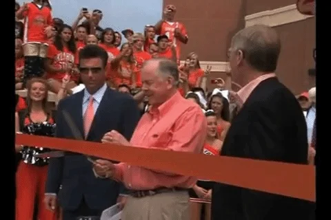 giphy.webp?cid=82a1493b8o43fz28oaqyo000p