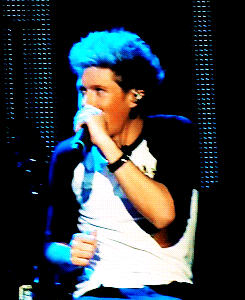 nialljameshoranid real Niall right