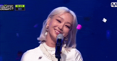 Hyolyn GIF