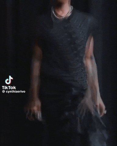 Cynthia Erivo Stan Twitter GIF