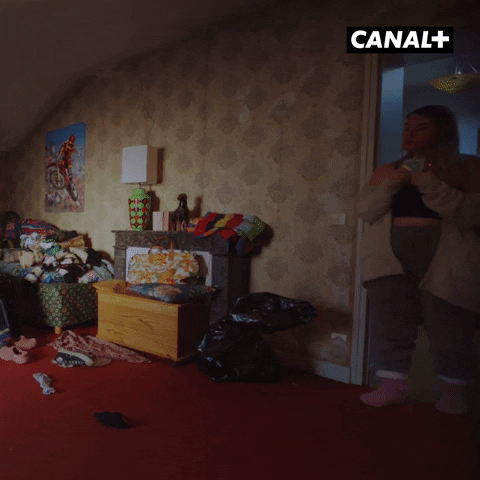 Serie Confinement GIF by CANAL+