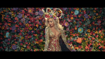 elec beyonce coldplay hymn for the weekend GIF