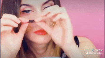 Magnetic Lashes GIF