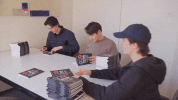 Buch Signieren GIF by KaltesWasser