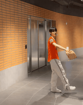 Moneymoneymoney Packitup GIF