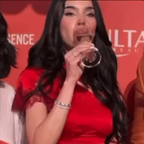 Kenia Os GIF
