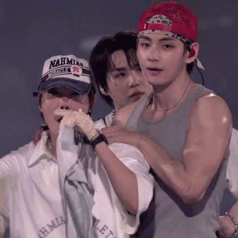 V Btsv GIF