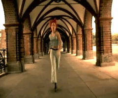 Lola Bezi O Zivot GIF