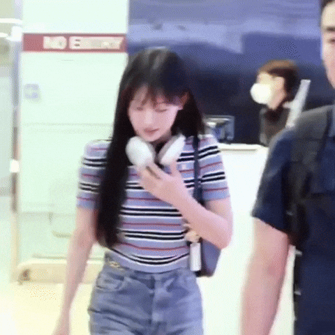 Highschool Girlie GIF