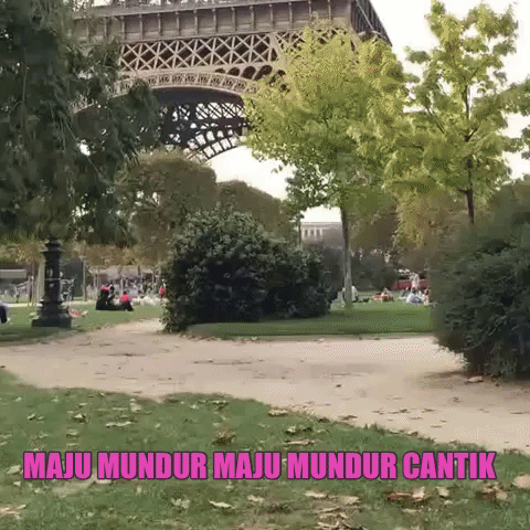 shasashabrina #syahrini #princessyahrini #cantik #pink #majumundurcantik GIF